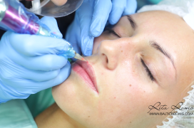 Lips permanent makeup